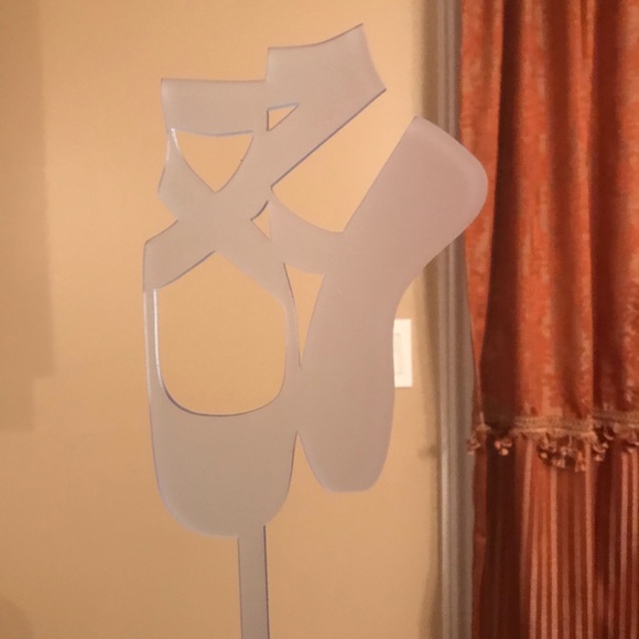 Two ballerinas cake toppers - Picture 2 of 3